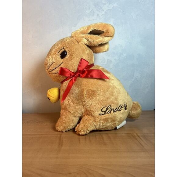 Lindt Golden Plush Bunny 10” London Store With Under Pouch Zipper Up - Picture 3 of 9